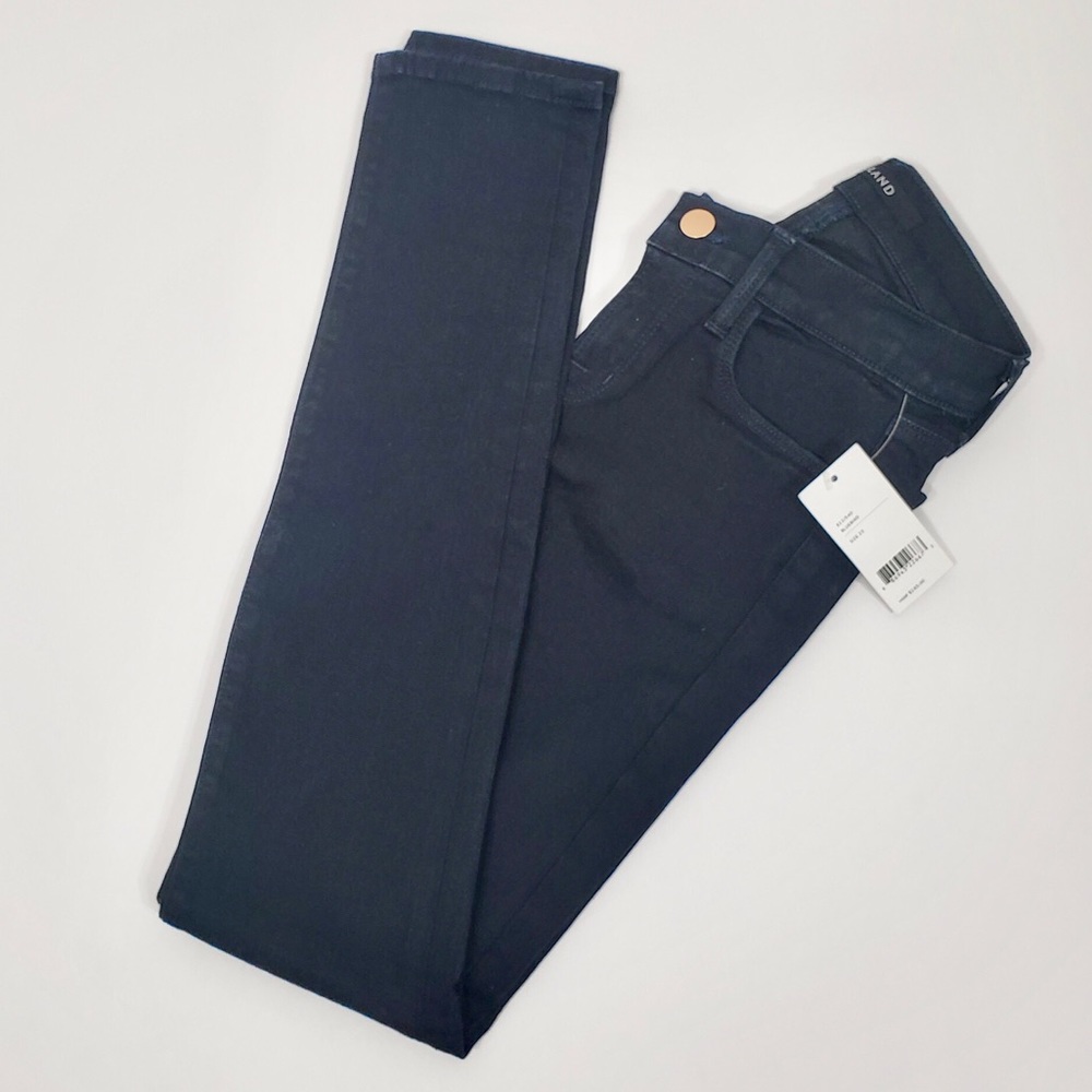 J Brand Skinny Jeans in Dark Indigo